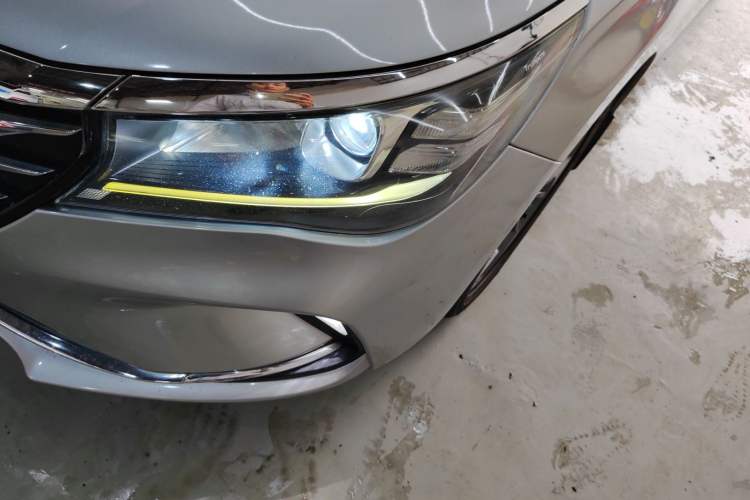 Used GAC Trumpchi GA4 2018 200T Automatic Luxury Edition Left Front Headlight