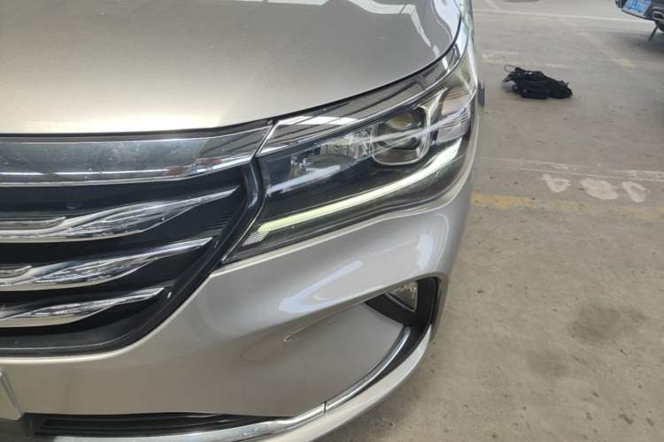 Used GAC Trumpchi GA4 2018 200T Automatic Luxury Edition Left Front Headlight