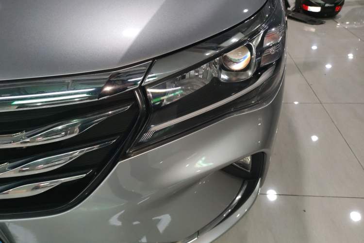 Used GAC Trumpchi GA4 2018 200T Automatic Luxury Edition Left Front Headlight