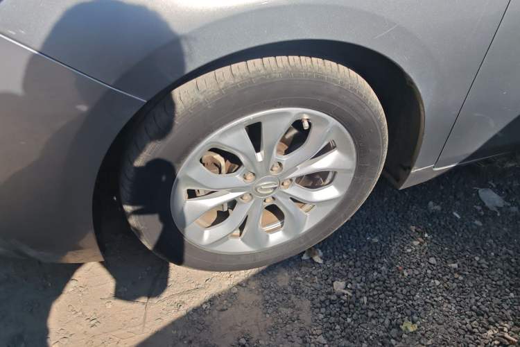 Used GAC Trumpchi GA4 2018 150N Manual Luxury Edition Left Front Wheel Hub