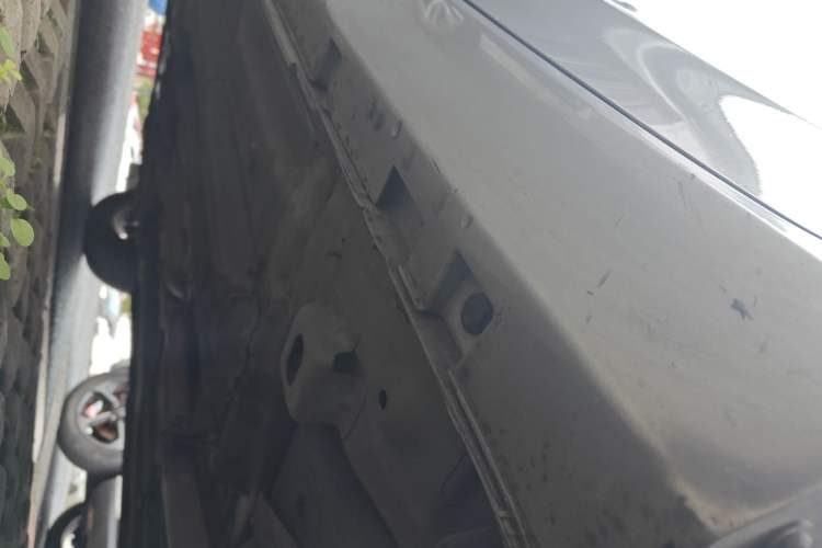 Used GAC Trumpchi GA4 2018 200T Automatic Luxury Edition Left Side Sill