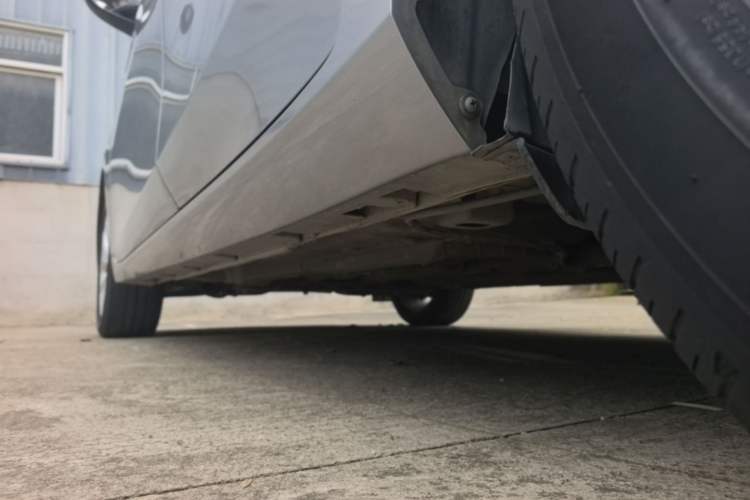 Used GAC Trumpchi GA4 2018 150N Manual Luxury Edition Left Side Sill