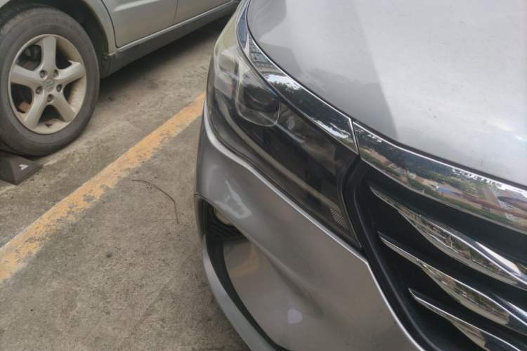 Used GAC Trumpchi GA4 2018 200T Automatic Luxury Edition Right Front Headlight