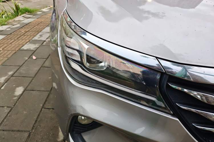 Used GAC Trumpchi GA4 2018 150N Manual Luxury Edition Right Front Headlight