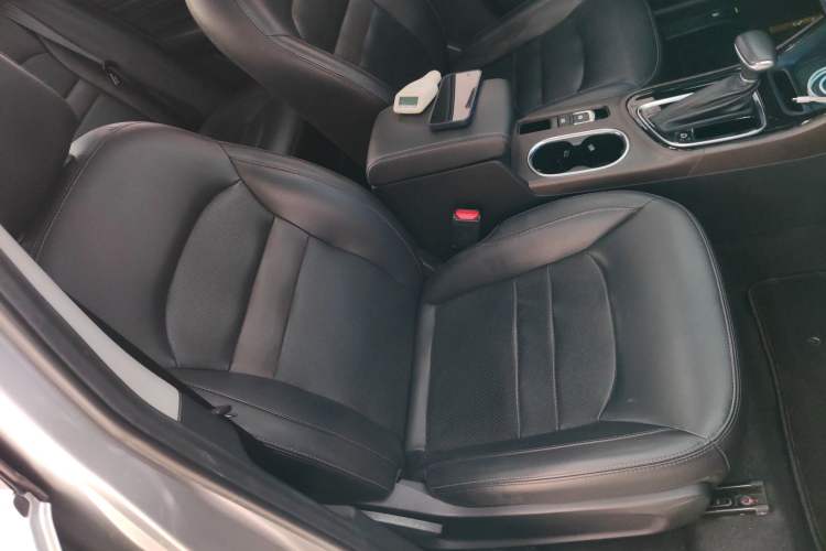 Used GAC Trumpchi GA4 2018 200T Automatic Luxury Edition Right Front Seat