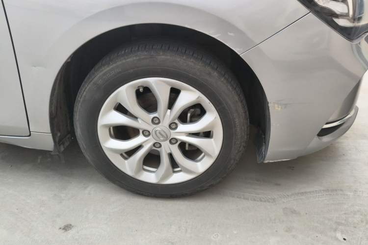 Used GAC Trumpchi GA4 2018 150N Manual Deluxe Edition Right Front Wheel Hub