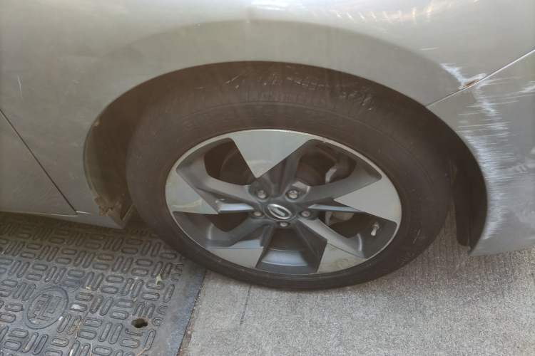 Used GAC Trumpchi GA4 2018 200T Automatic Luxury Edition Right Front Wheel Hub