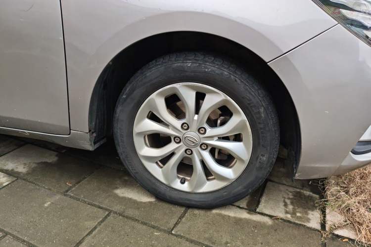 Used GAC Trumpchi GA4 2018 150N Manual Luxury Edition Right Front Wheel Hub