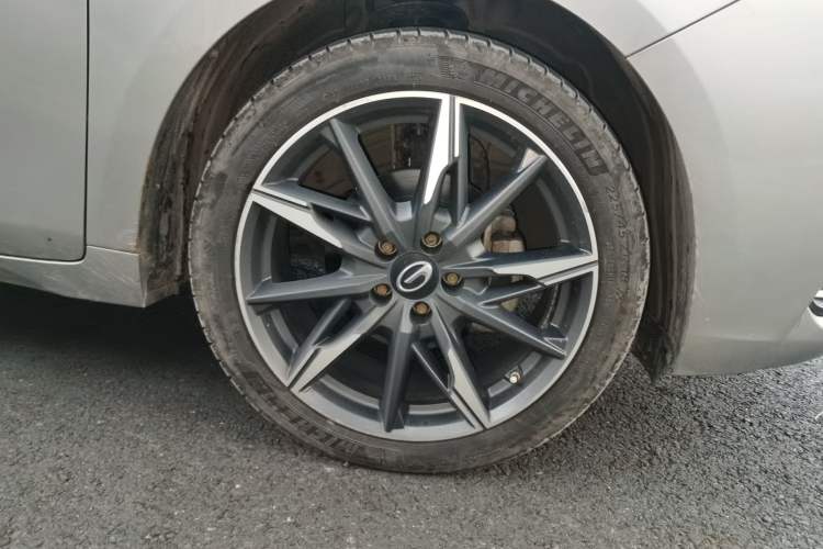 Used GAC Trumpchi GA4 2018 200T Automatic Luxury Edition Right Front Wheel Hub