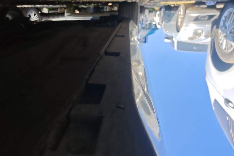 Used GAC Trumpchi GA4 2018 150N Manual Luxury Edition Right Side Sill