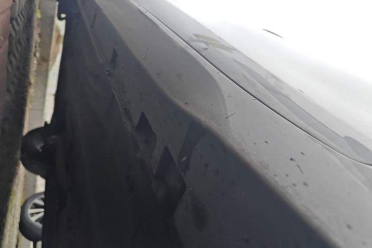 Used GAC Trumpchi GA4 2018 200T Automatic Luxury Edition Right Side Sill