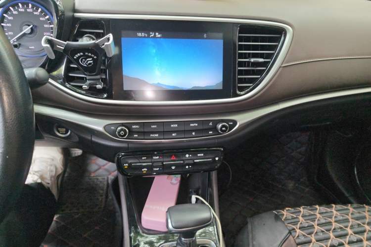 Used GAC Trumpchi GA4 2018 150N Automatic Luxury Edition Audio And AC Panel