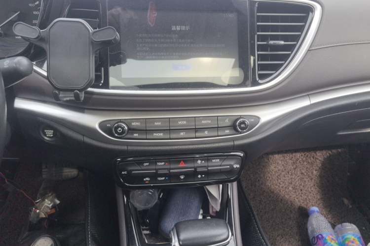 Used GAC Trumpchi GA4 2018 200T Automatic Luxury Edition Audio And AC Panel