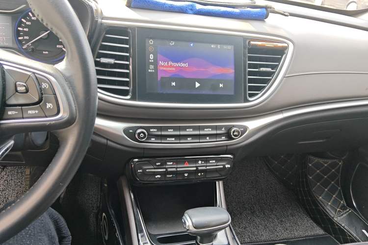 Used GAC Trumpchi GA4 2018 200T Automatic Luxury Edition Audio And AC Panel