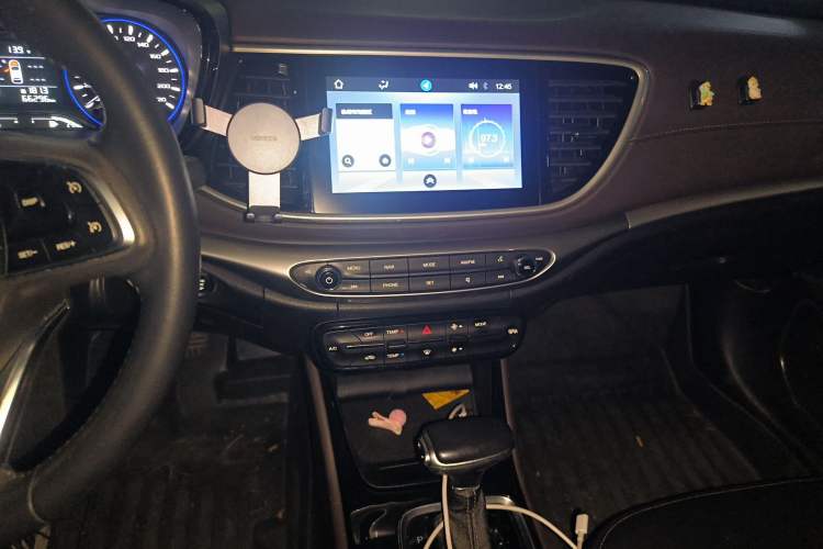 Used GAC Trumpchi GA4 2018 200T Automatic Luxury Edition Audio And AC Panel