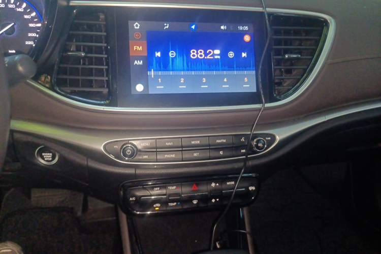 Used GAC Trumpchi GA4 2018 200T Automatic Luxury Edition Audio And AC Panel