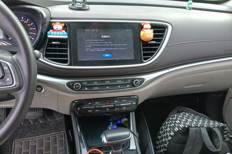 Used GAC Trumpchi GA4 2018 200T Automatic Prestige Edition Audio And AC Panel