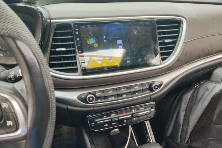 Used GAC Trumpchi GA4 2018 200T Automatic Luxury Edition Audio And AC Panel