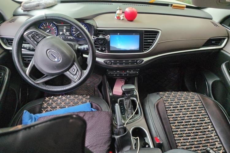 Used GAC Trumpchi GA4 2018 150N Automatic Luxury Edition Center Console