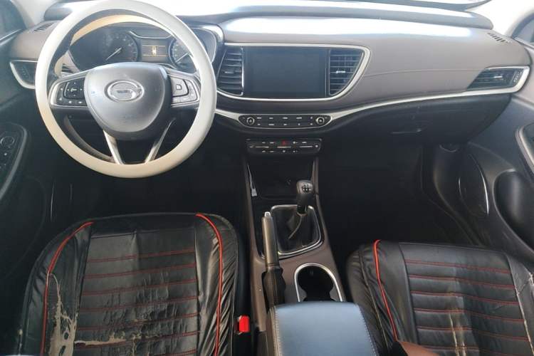 Used GAC Trumpchi GA4 2018 150N Manual Luxury Edition Center Console