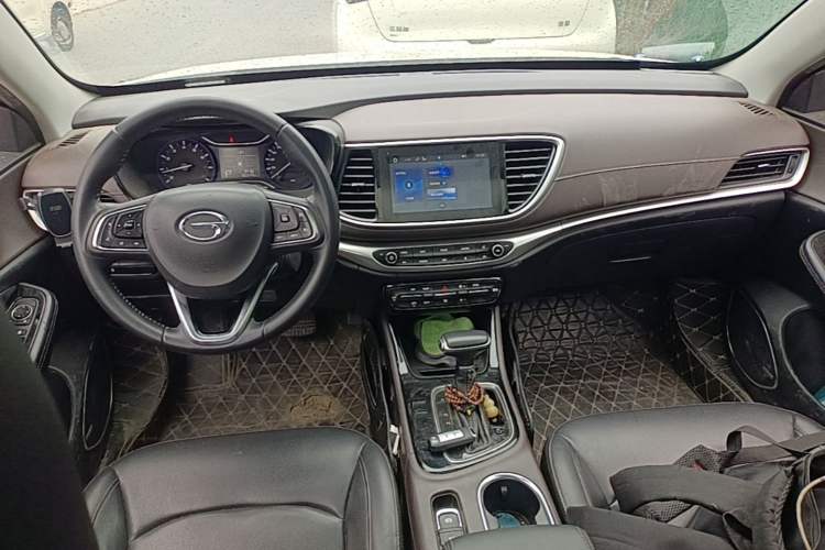 Used GAC Trumpchi GA4 2018 200T Automatic Luxury Edition Center Console