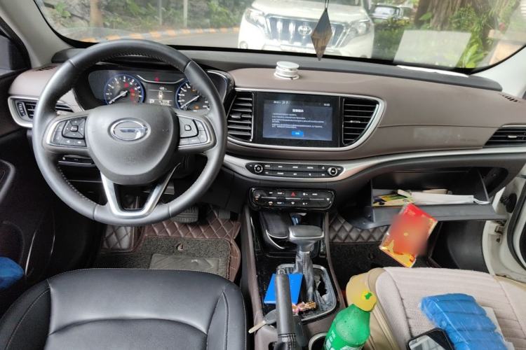 Used GAC Trumpchi GA4 2018 150N Automatic Luxury Edition Center Console