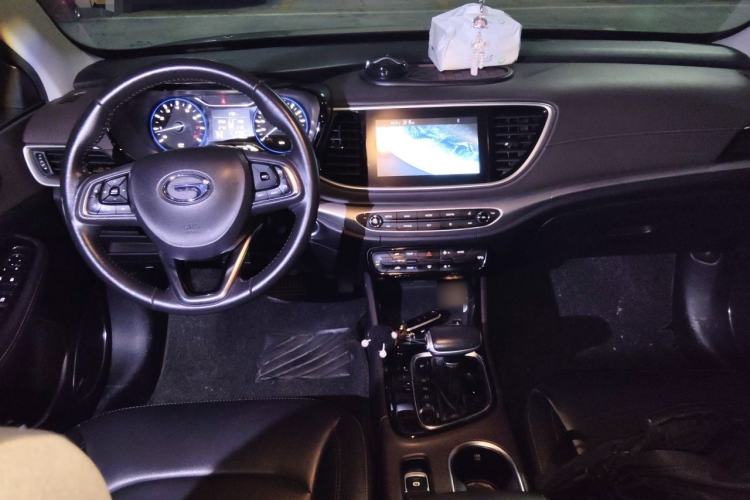 Used GAC Trumpchi GA4 2018 200T Automatic Luxury Edition Center Console