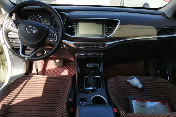 Used GAC Trumpchi GA4 2018 200T Automatic Luxury Edition Center Console