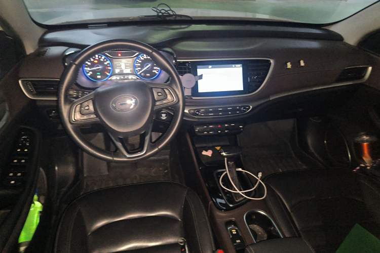 Used GAC Trumpchi GA4 2018 200T Automatic Luxury Edition Center Console