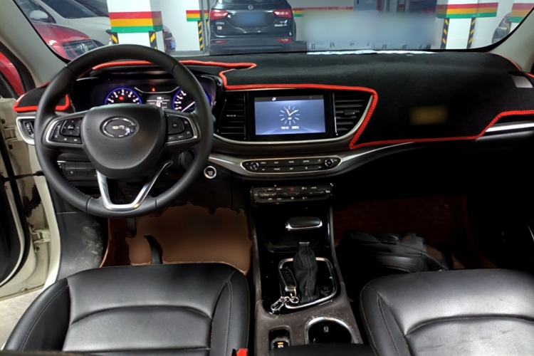 Used GAC Trumpchi GA4 2018 200T Automatic Luxury Edition Center Console