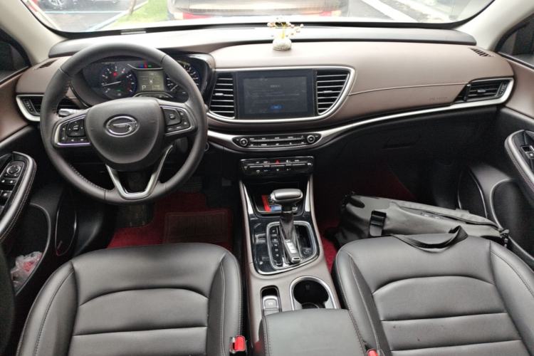 Used GAC Trumpchi GA4 2018 200T Automatic Luxury Edition Center Console