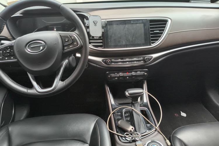 Used GAC Trumpchi GA4 2018 200T Automatic Luxury Edition Center Console