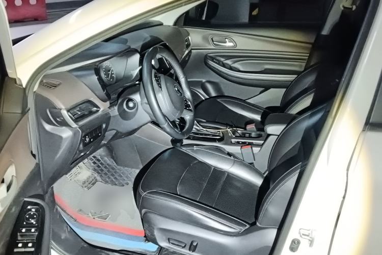 Used GAC Trumpchi GA4 2018 200T Automatic Prestige Edition Driver Seat