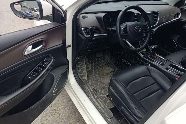 Used GAC Trumpchi GA4 2018 200T Automatic Luxury Edition Driver Seat