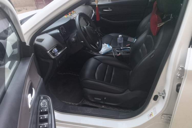 Used GAC Trumpchi GA4 2018 200T Automatic Prestige Edition Driver Seat