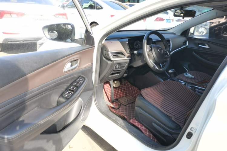 Used GAC Trumpchi GA4 2018 200T Automatic Luxury Edition Driver Seat