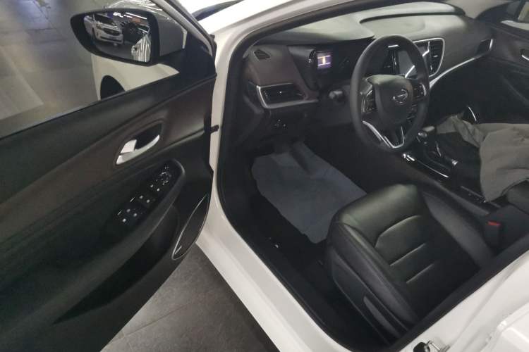 Used GAC Trumpchi GA4 2018 200T Automatic Luxury Edition Driver Seat