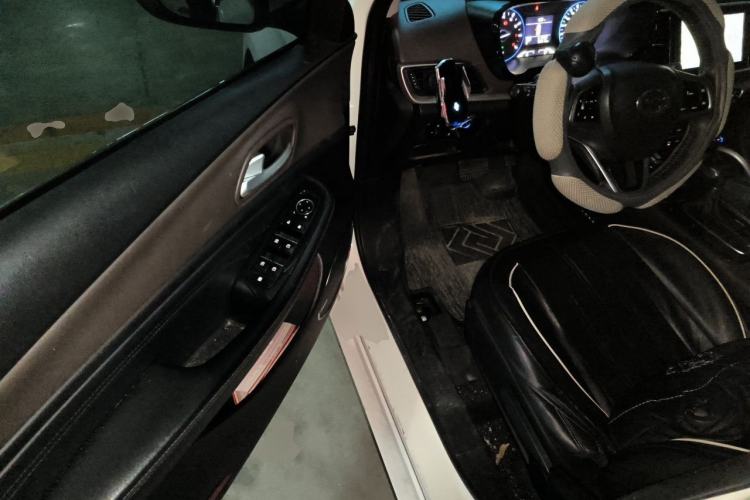 Used GAC Trumpchi GA4 2018 150N Automatic Luxury Edition Driver Seat