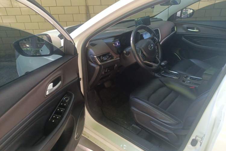 Used GAC Trumpchi GA4 2018 200T Automatic Luxury Edition Driver Seat