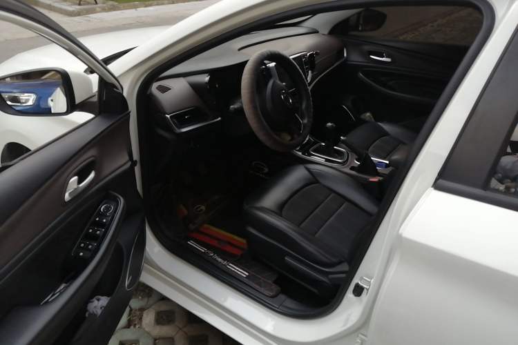 Used GAC Trumpchi GA4 2018 150N Manual Elite Edition Driver Seat
