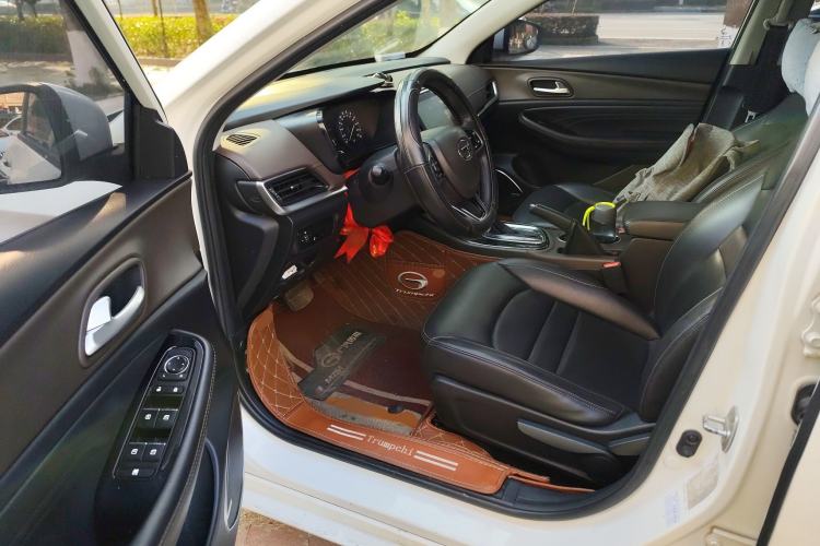 Used GAC Trumpchi GA4 2018 150N Automatic Luxury Edition Driver Seat