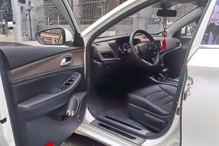 Used GAC Trumpchi GA4 2018 200T Automatic Luxury Edition Driver Seat