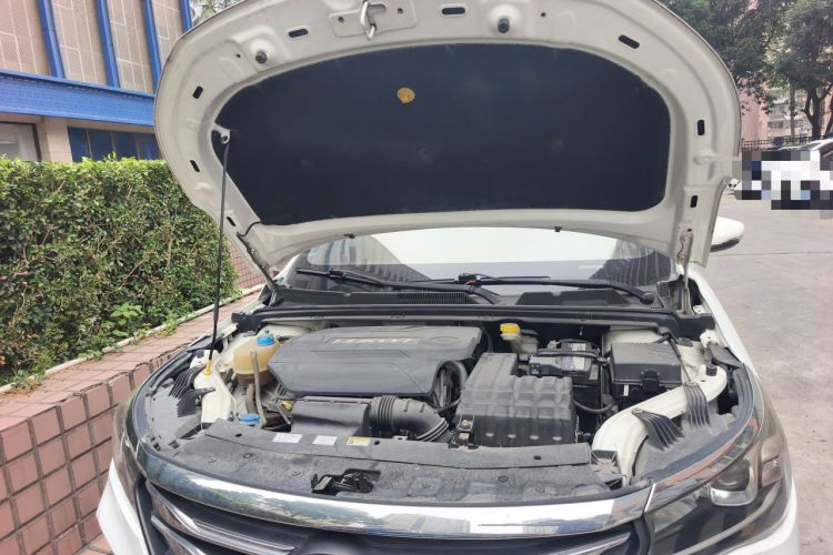 Used GAC Trumpchi GA4 2018 150N Automatic Luxury Edition Engine Bay