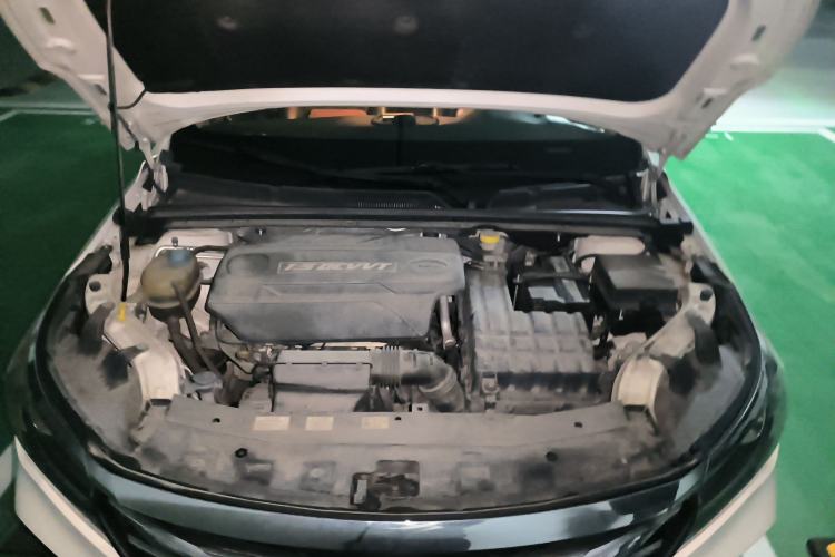 Used GAC Trumpchi GA4 2018 150N Automatic Luxury Edition Engine Bay