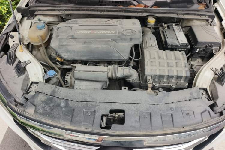 Used GAC Trumpchi GA4 2018 200T Manual Luxury Edition Engine Bay