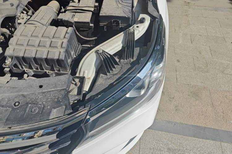 Used GAC Trumpchi GA4 2018 200T Automatic Luxury Edition Engine Bay Left