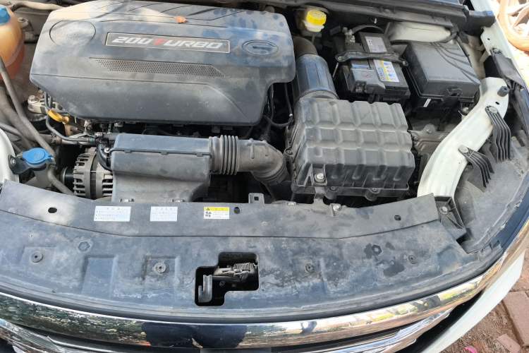 Used GAC Trumpchi GA4 2018 200T Automatic Luxury Edition Engine Bay Left