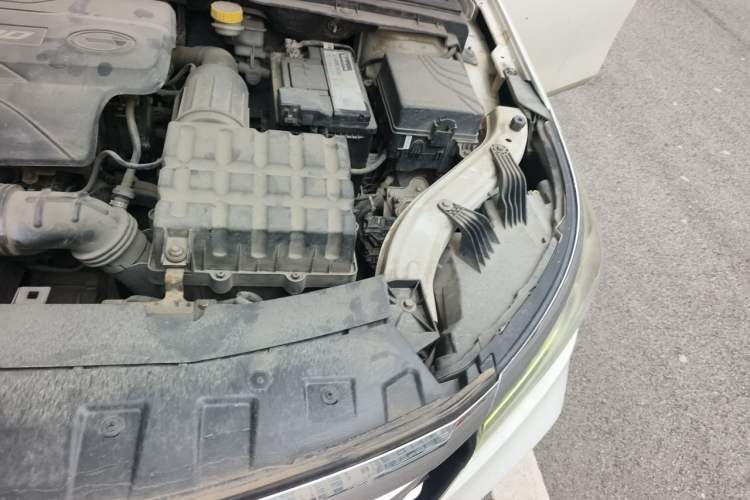Used GAC Trumpchi GA4 2018 200T Manual Luxury Edition Engine Bay Left