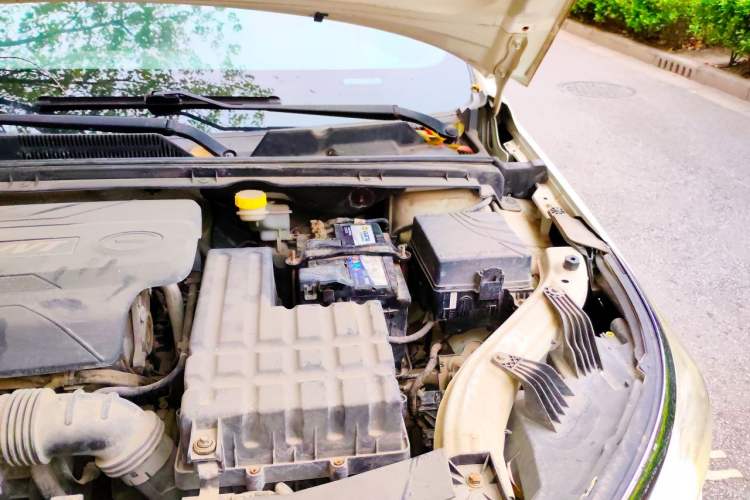 Used GAC Trumpchi GA4 2018 150N Manual Deluxe Edition Engine Bay Left