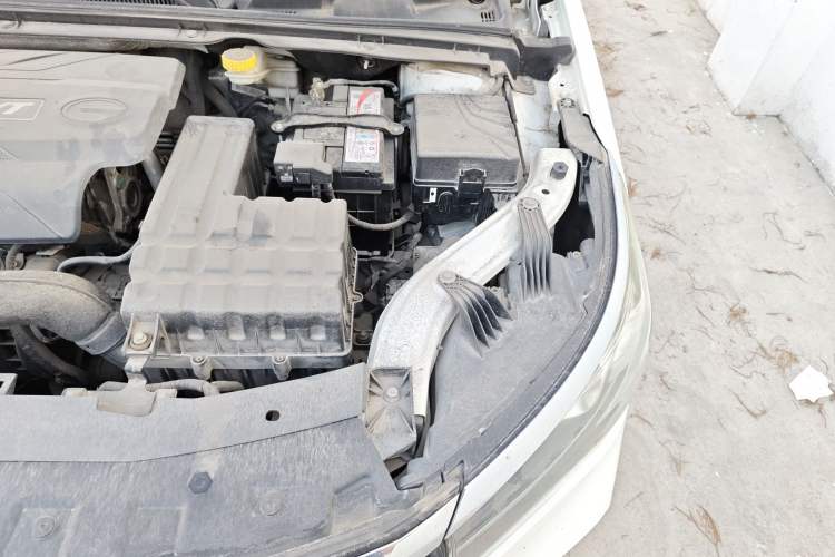 Used GAC Trumpchi GA4 2018 150N Automatic Luxury Edition Engine Bay Left